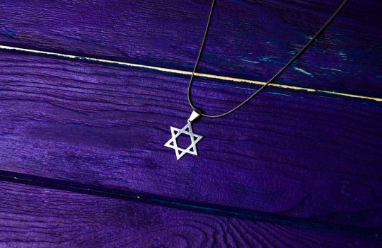 מה החשיבות של תכשיטי קבלה?2
