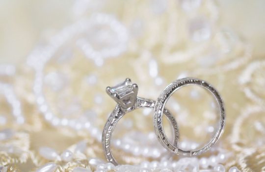 טבעת נישואין עם יהלום2